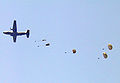 C-160 Transall mit Fallschirmspringer